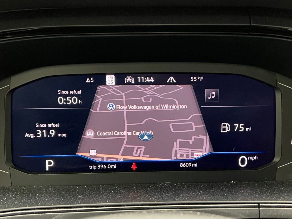 Used 2024 Volkswagen Taos SEL image 15