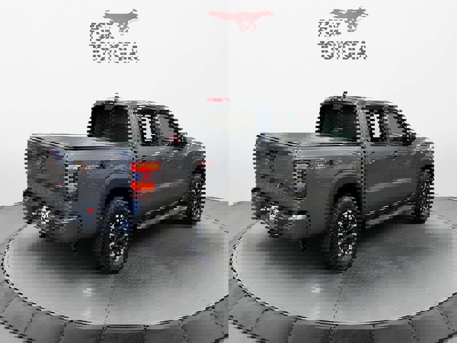 Used 2023 Nissan Frontier PRO-4X image 6