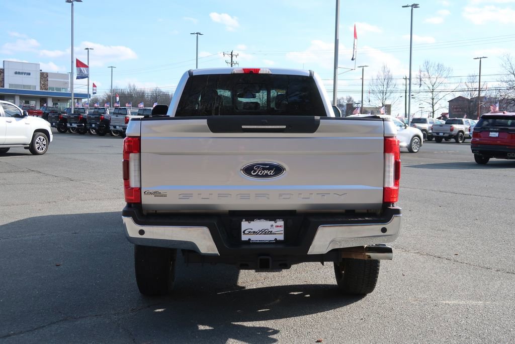 Used 2017 Ford F250 Lariat w/ Lariat Ultimate Package image 6