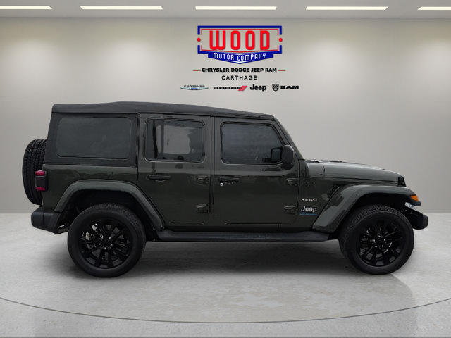 Used 2023 Jeep Wrangler Unlimited Sahara w/ Cold Weather Group AWD/4WD image 3