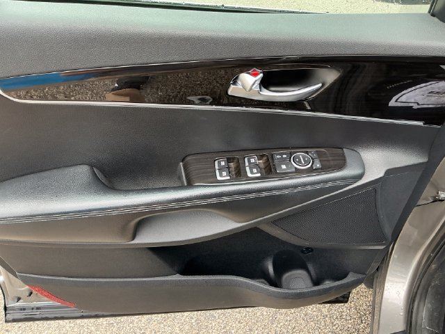 Used 2019 Kia Sorento AWD V6 w/ Option Group 020 image 9