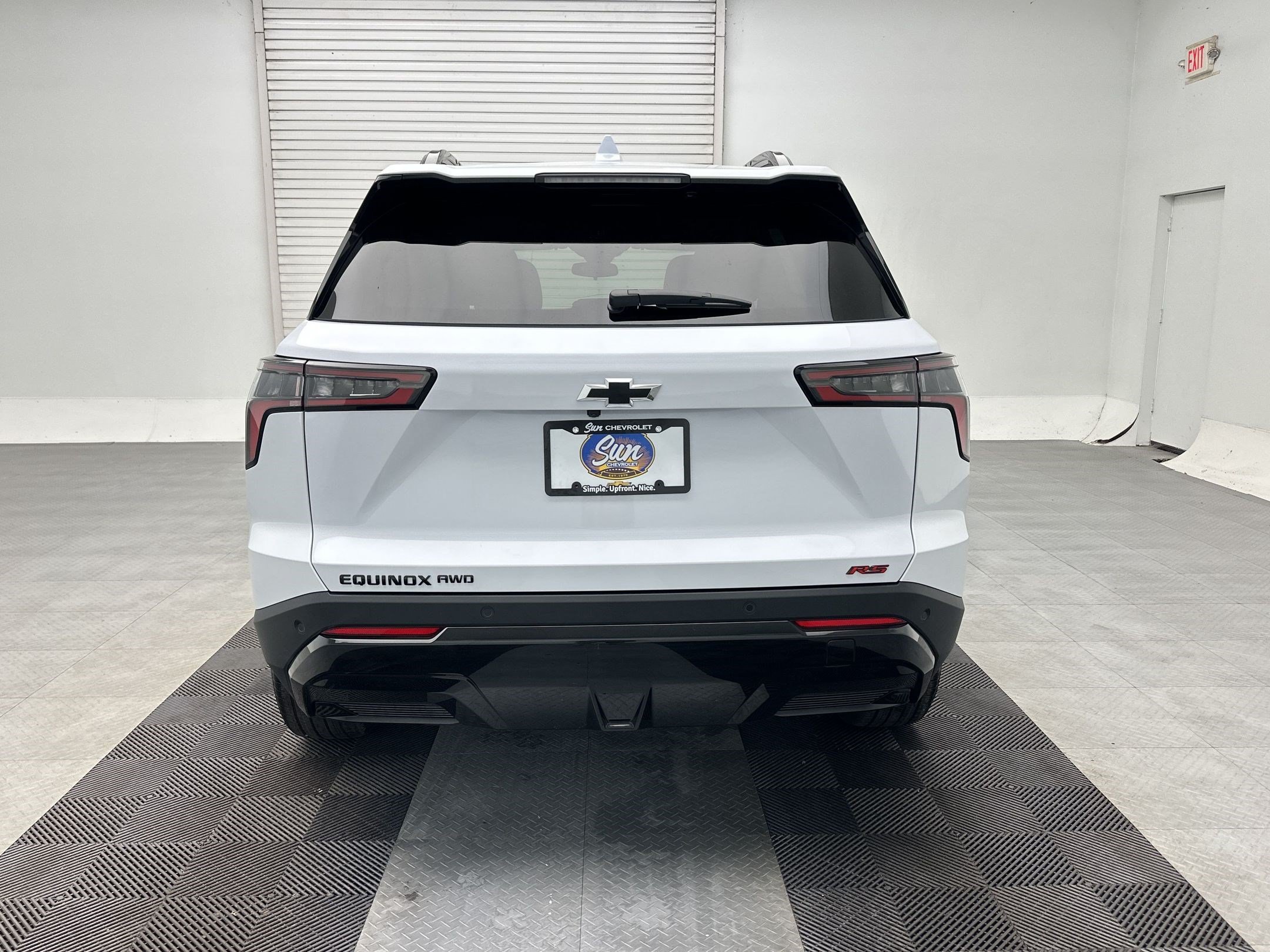 New 2027 Chevrolet Equinox RS w/ LPO, Floor Liner Package AWD/4WD image 10
