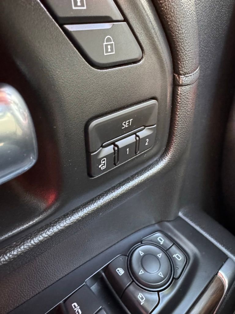 Used 2019 GMC Sierra 1500 SLT w/ SLT Premium Plus Package image 26