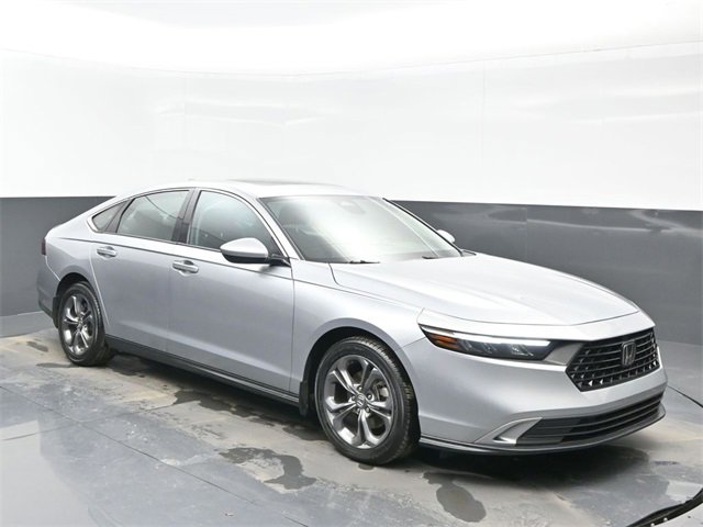 Used 2023 Honda Accord EX image 8