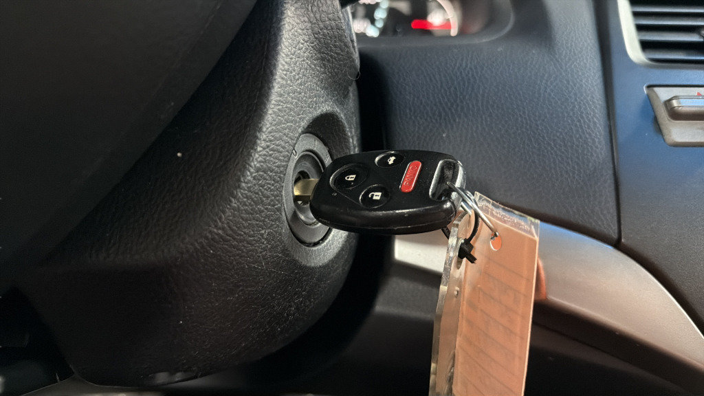 Used 2010 Honda Accord EX-L image 25