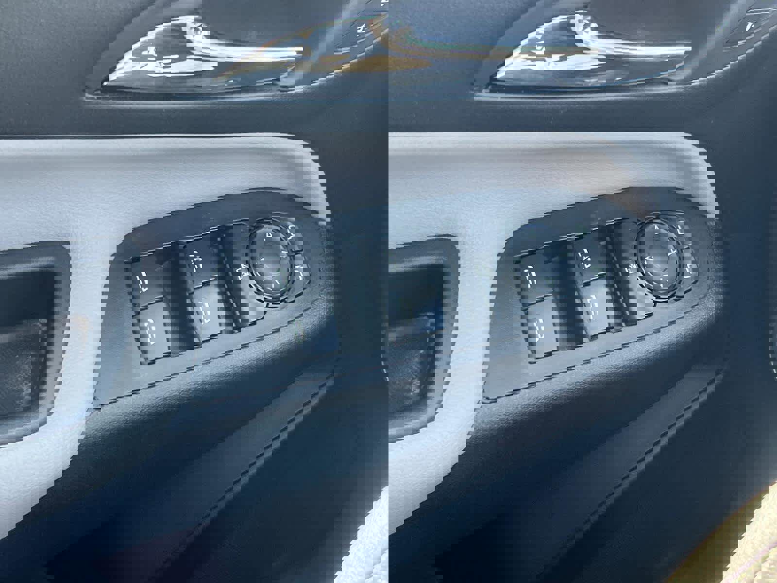 Certified 2024 Chevrolet Equinox LS image 22