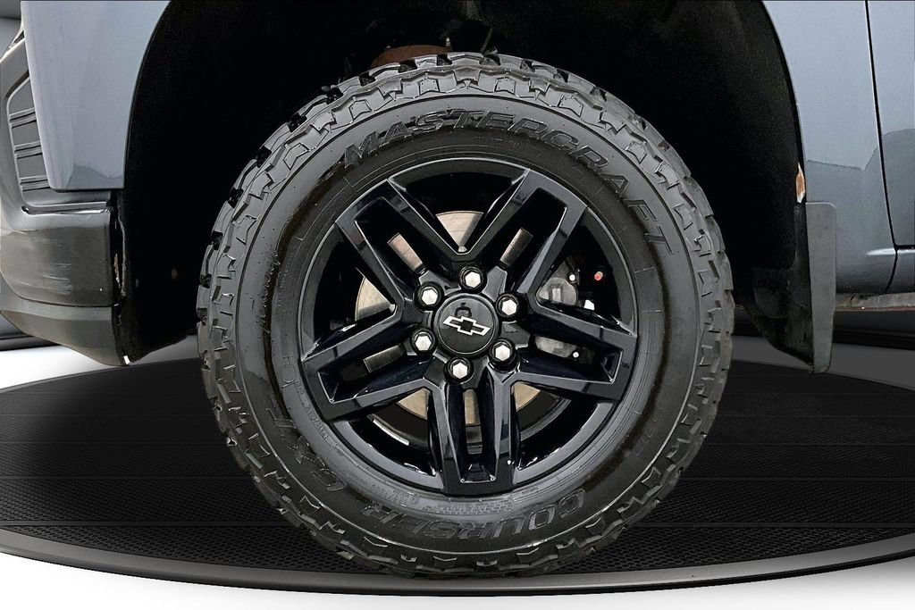 Used 2020 Chevrolet Silverado 1500 LT Trail Boss AWD/4WD image 33