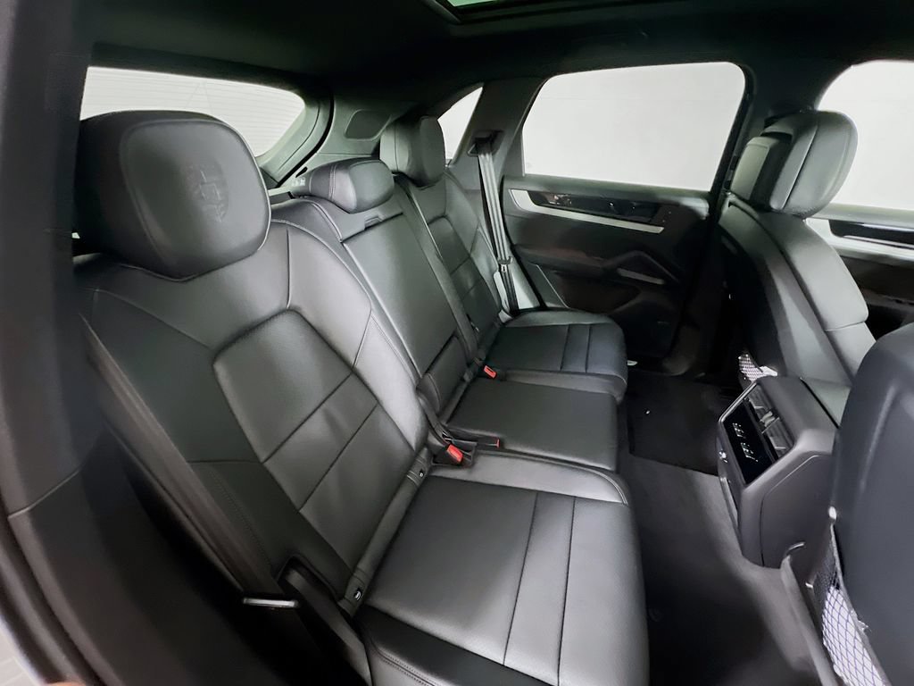 New 2026 Porsche Cayenne S AWD/4WD image 29