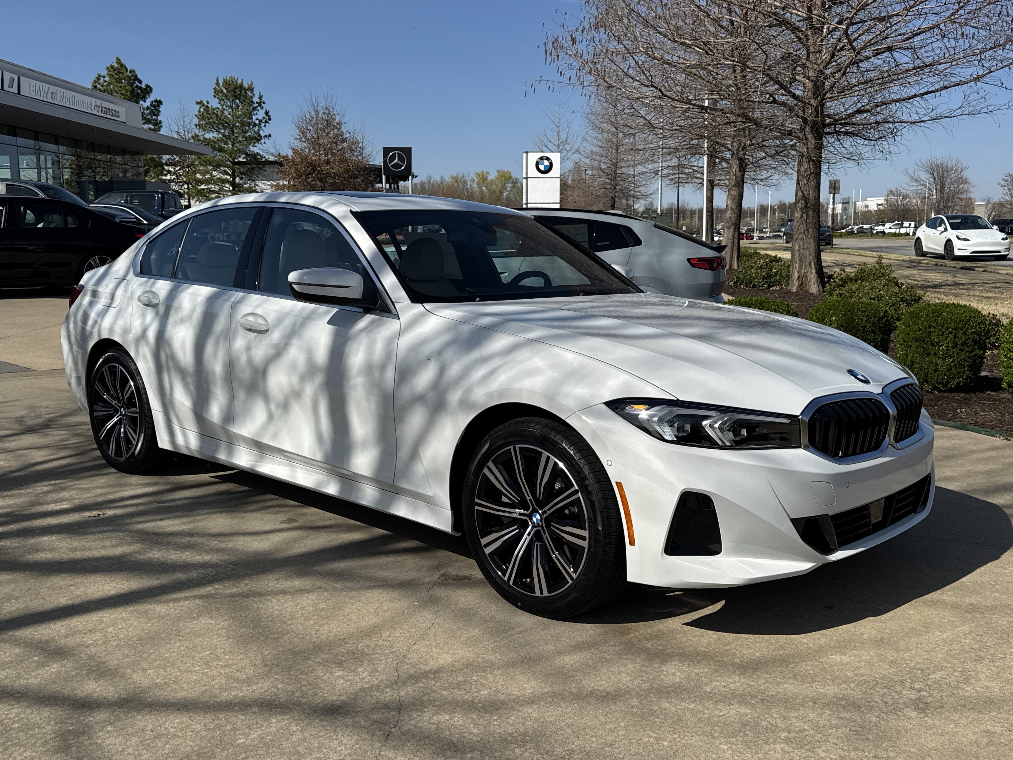 New 2026 BMW 330i Sedan RWD image 6