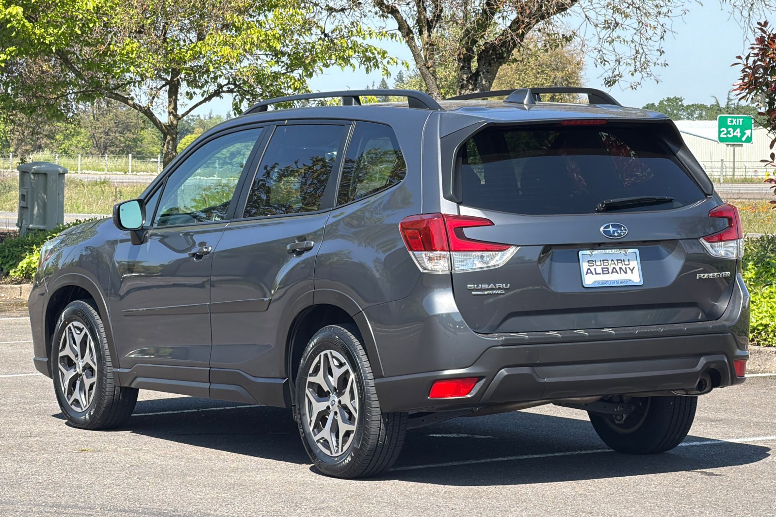 Used 2020 Subaru Forester Premium w/ Popular Package #1 AWD/4WD image 6