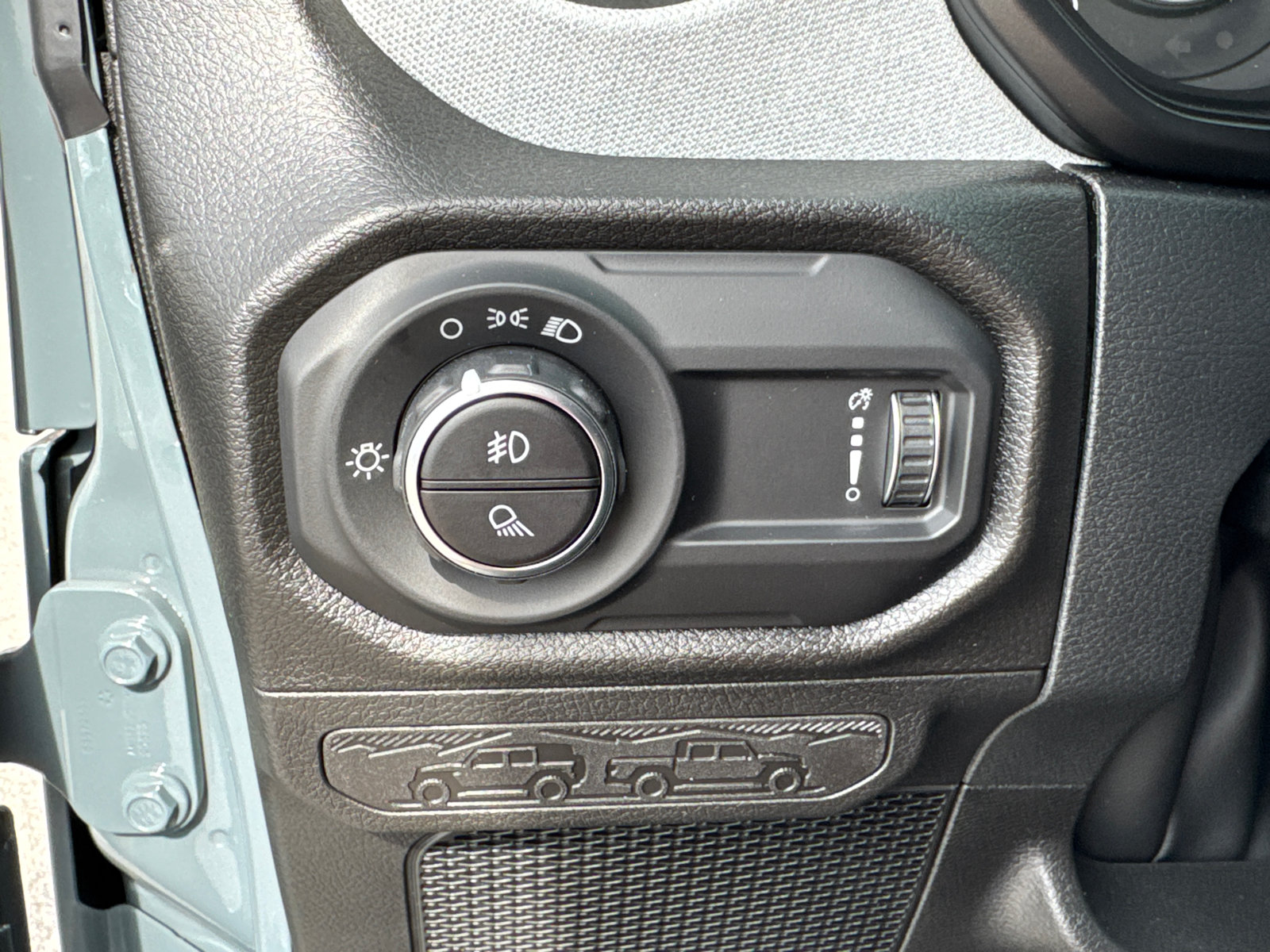 New 2026 Jeep Gladiator Sport AWD/4WD image 15
