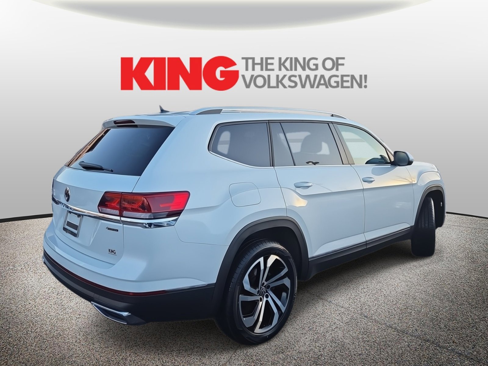 Certified 2023 Volkswagen Atlas SEL image 3