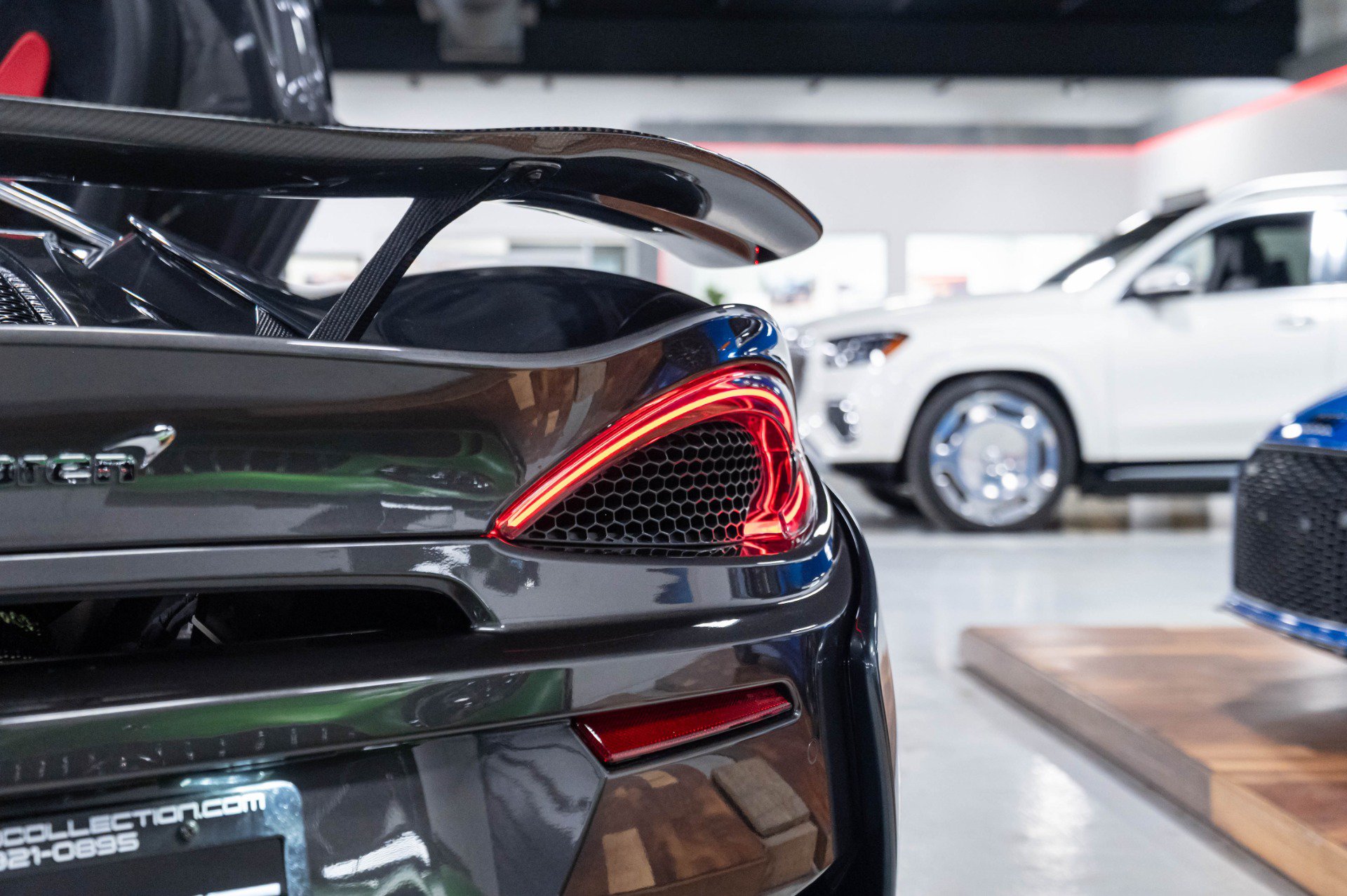 Used 2019 McLaren 570S Coupe RWD image 83