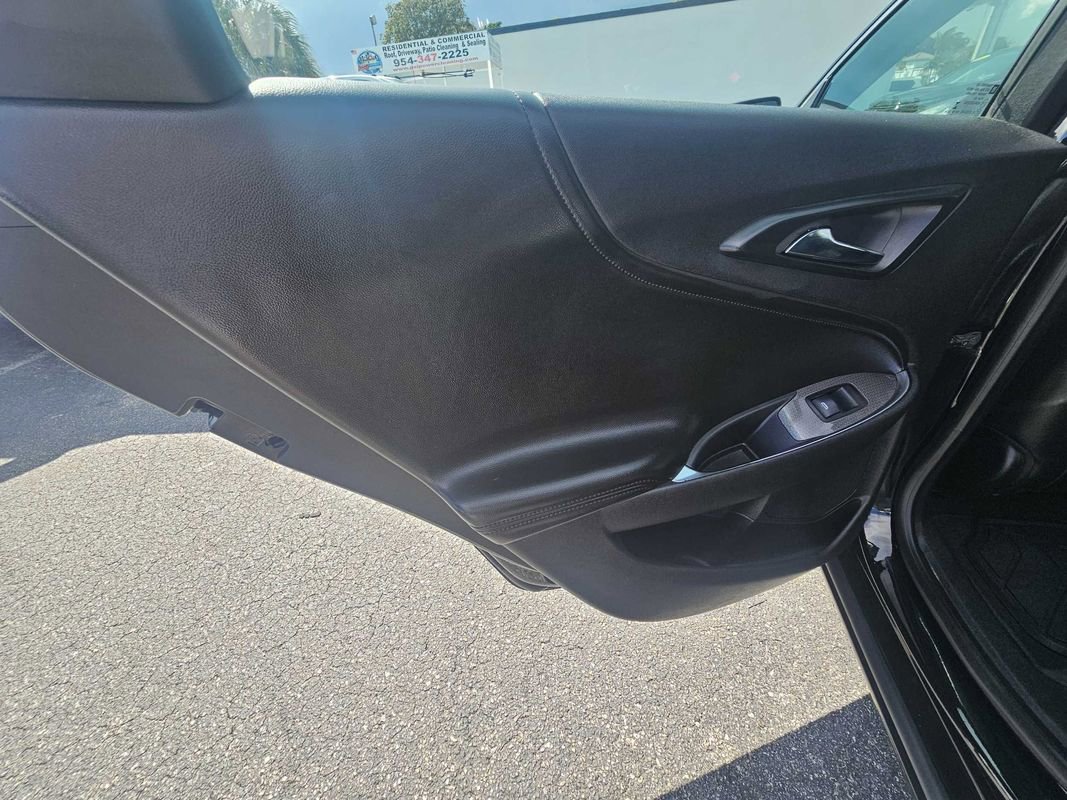 Used 2019 Chevrolet Malibu LT w/ Leather Package image 13