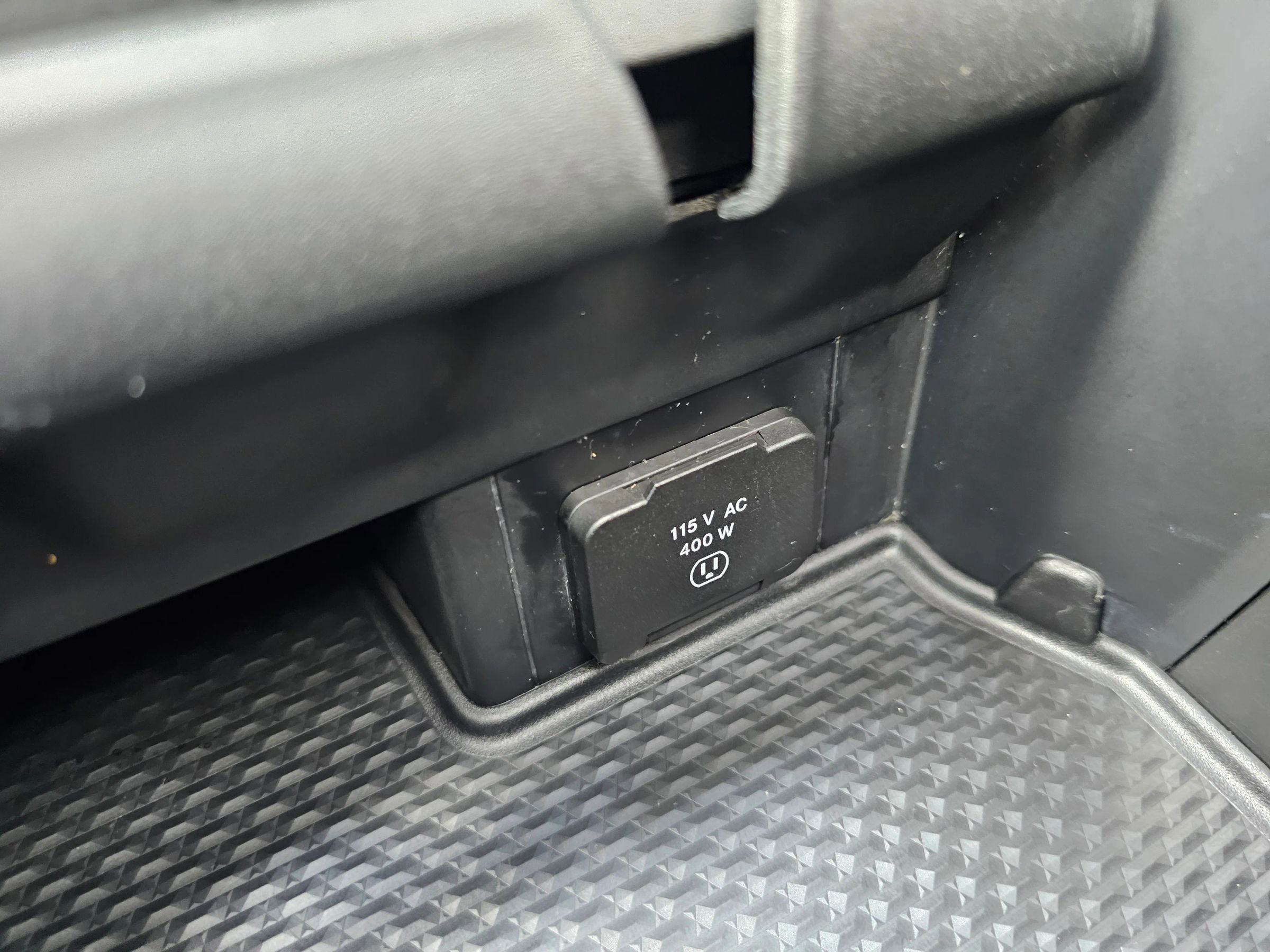 Used 2021 RAM 1500 Limited w/ Night Edition image 28