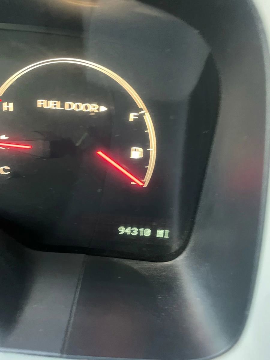 Used 2003 Lincoln Aviator AWD image 10