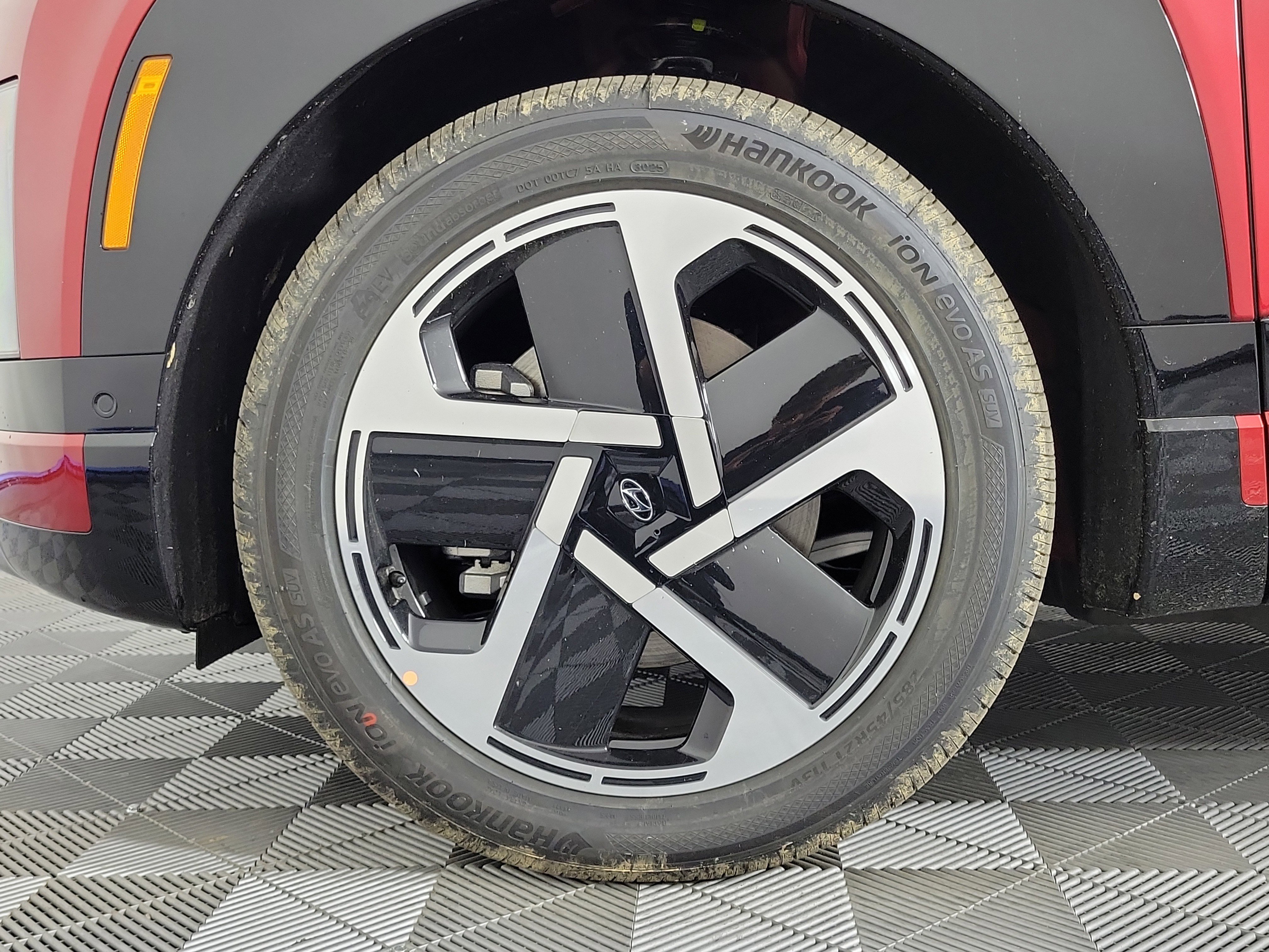 New 2026 Hyundai Ioniq 9 Limited image 35