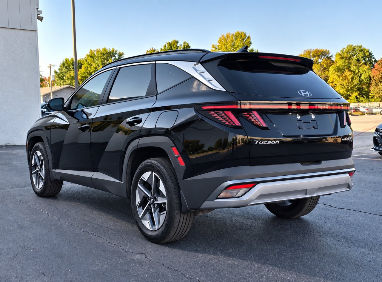 Used 2025 Hyundai Tucson SEL AWD/4WD image 4