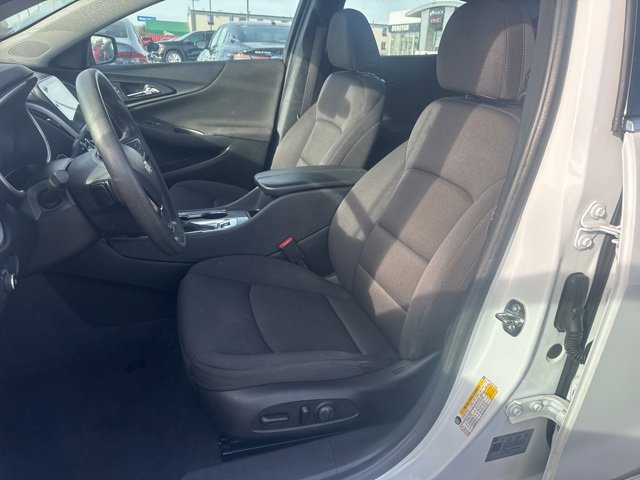 Used 2023 Chevrolet Malibu LT w/ Driver Confidence Package image 16