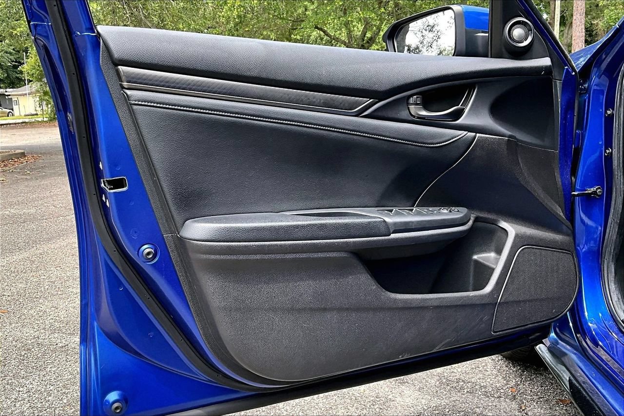 Used 2019 Honda Civic Sport Touring image 17