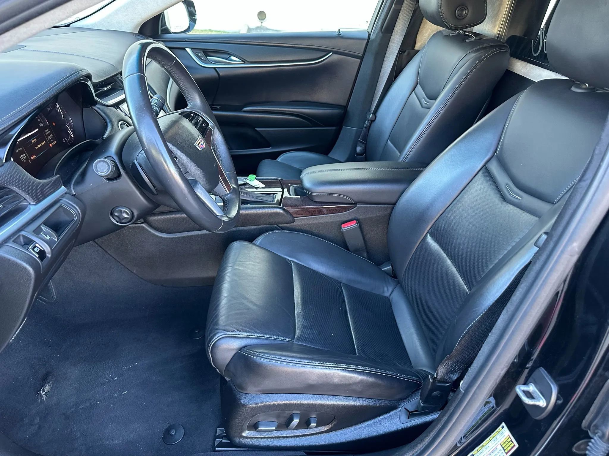 Used 2017 Cadillac XTS image 12