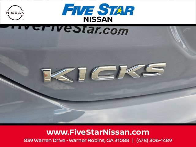 Used 2023 Nissan Kicks SV FWD image 11
