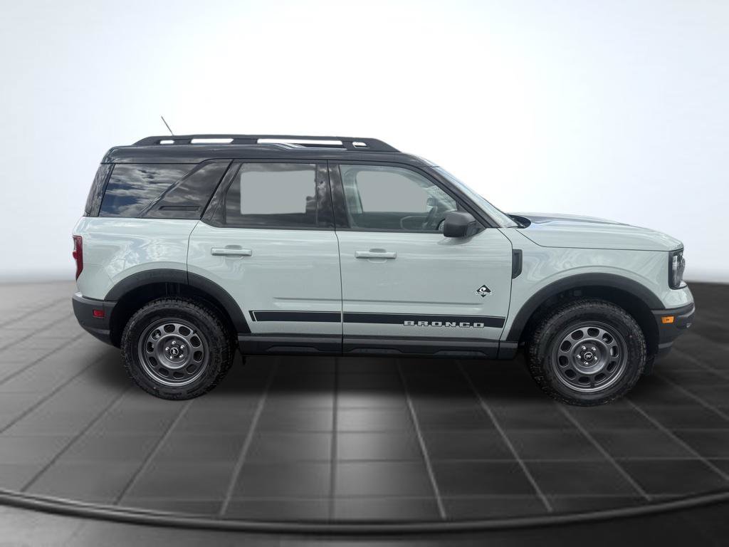 New 2024 Ford Bronco Sport Outer Banks AWD/4WD image 2