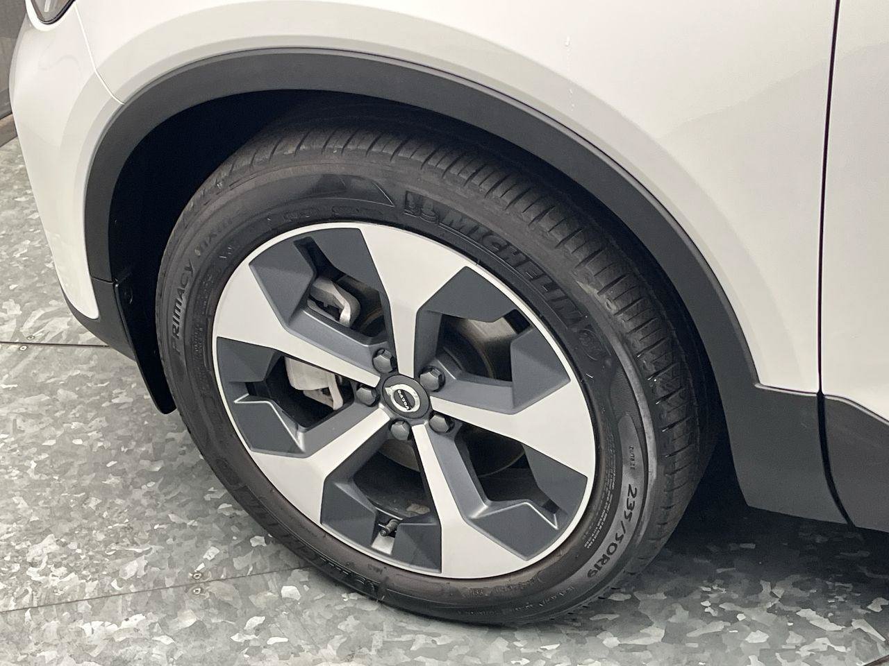 Used 2026 Volvo XC40 B5 Core AWD/4WD image 33