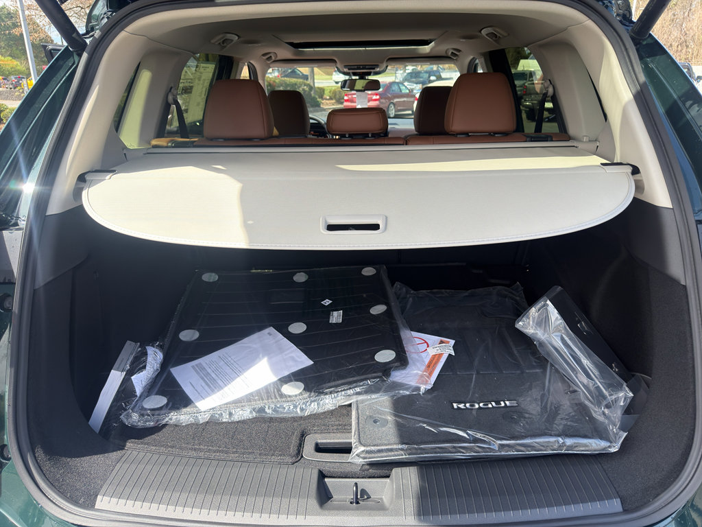 New 2026 Nissan Rogue Platinum image 32