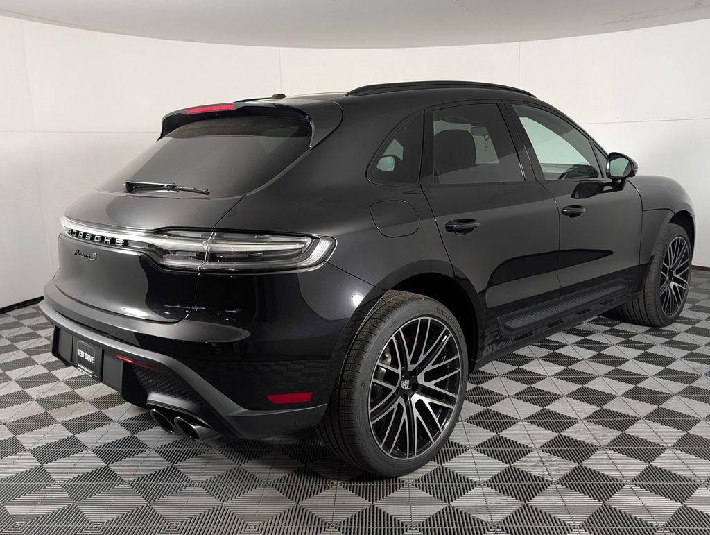 New 2026 Porsche Macan S image 7