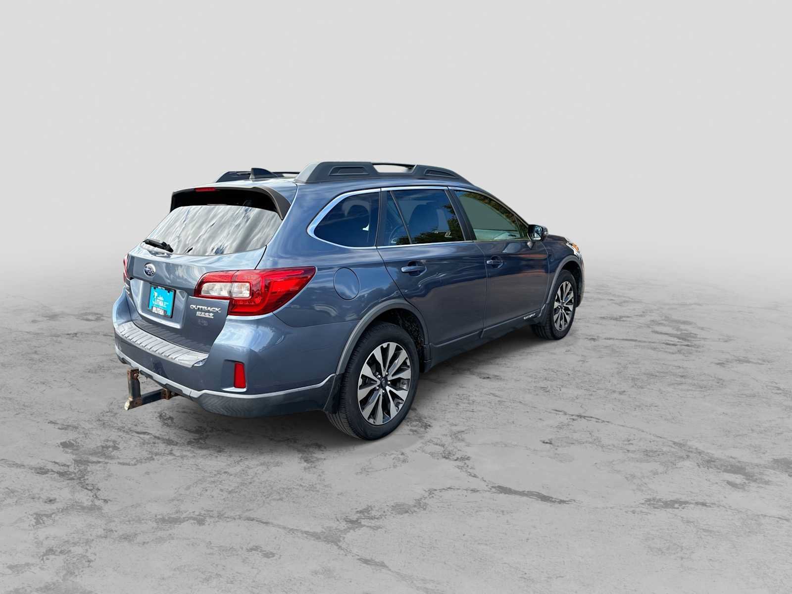 Used 2016 Subaru Outback 2.5i Limited AWD/4WD image 8