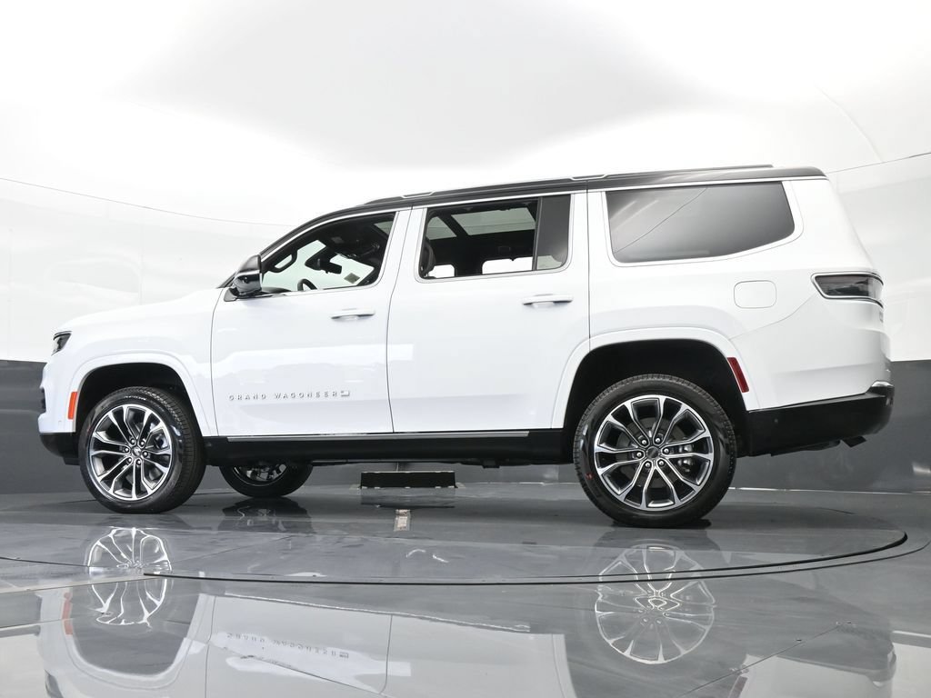 Used 2024 Jeep Grand Wagoneer Series III AWD/4WD image 52