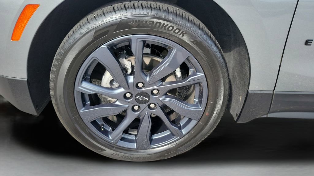 Used 2024 Chevrolet Equinox RS w/ RS Leather Package image 10