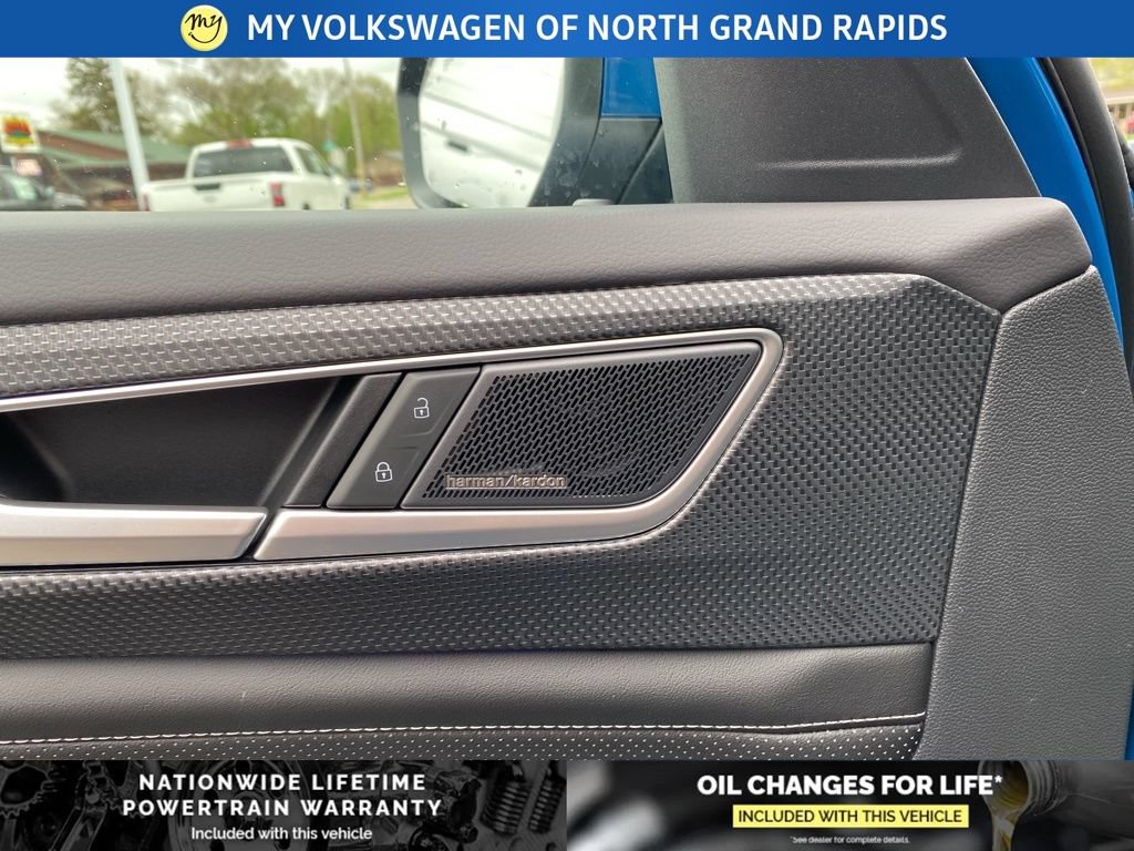 New 2026 Volkswagen Atlas Cross Sport SEL Premium R-Line AWD/4WD image 7