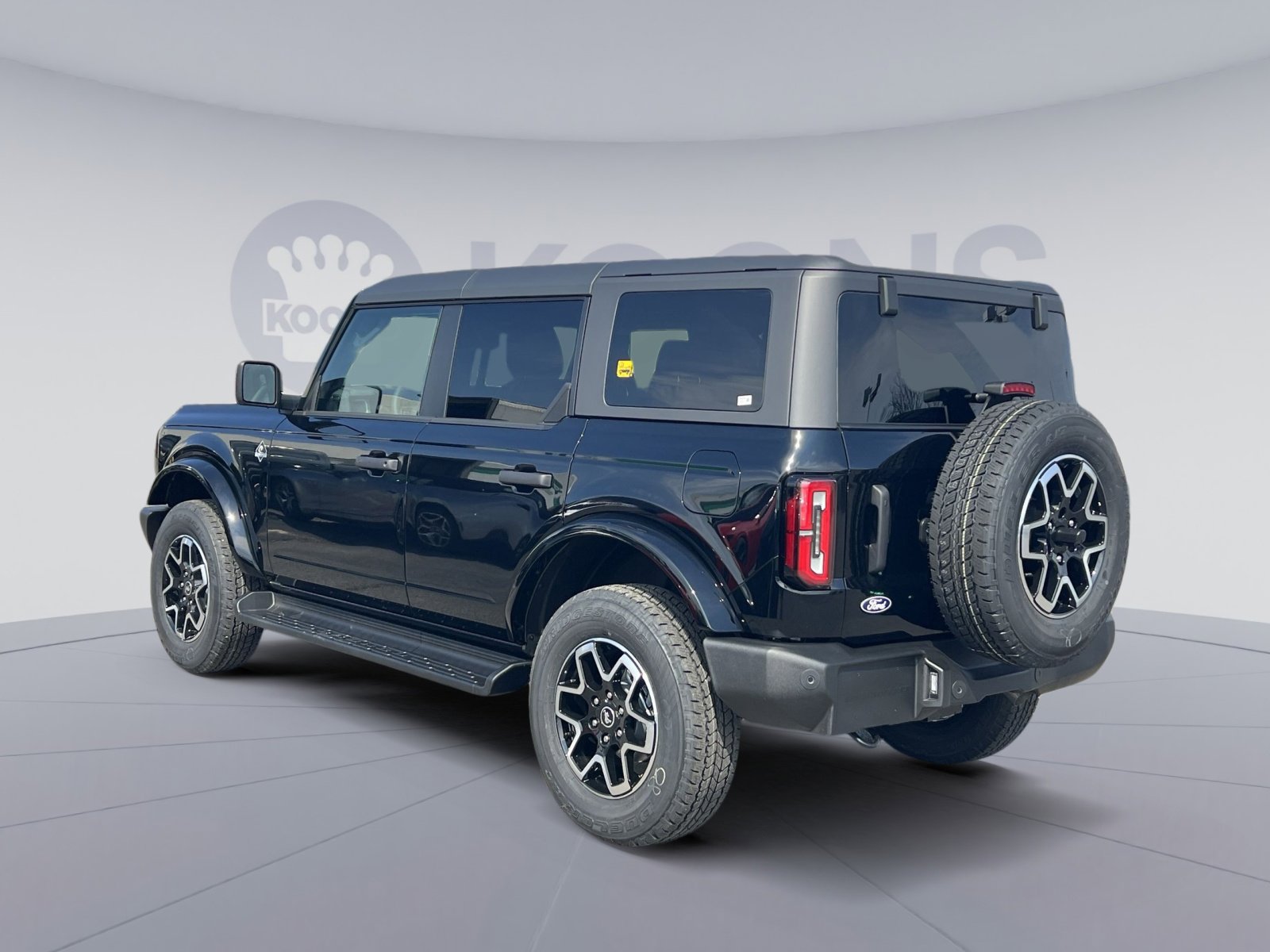 New 2026 Ford Bronco Outer Banks AWD/4WD image 4