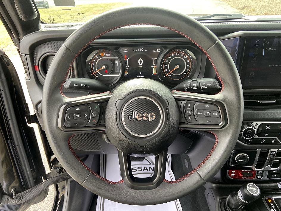 Used 2024 Jeep Wrangler Unlimited Rubicon image 12