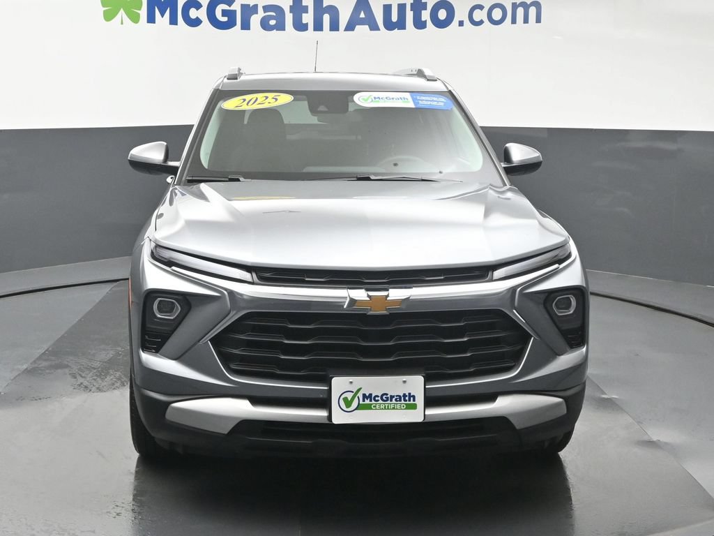 Used 2025 Chevrolet TrailBlazer LT AWD/4WD image 6