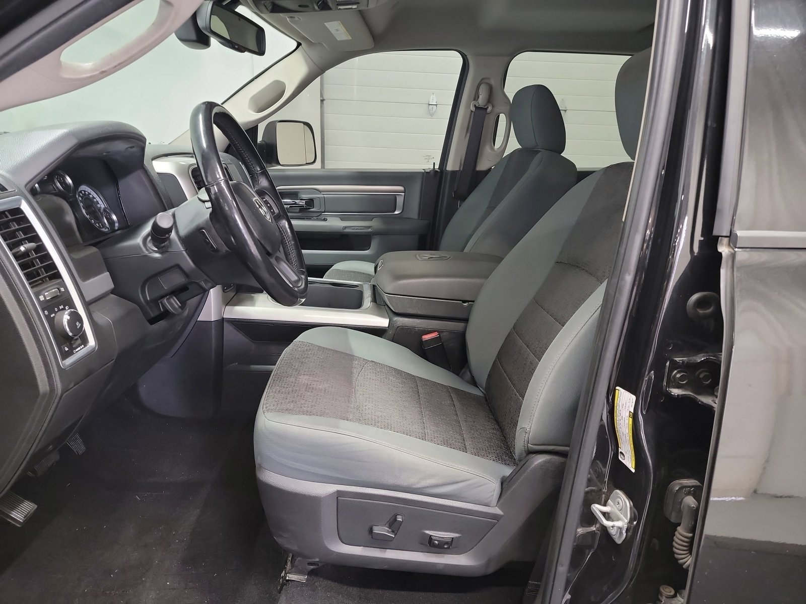 Used 2018 RAM 1500 Big Horn image 6