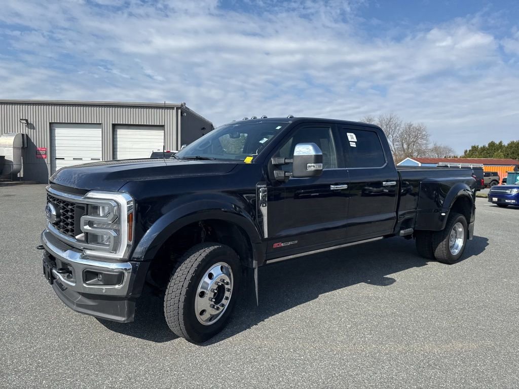 Used 2025 Ford F450 King Ranch w/ Chrome Package image 3