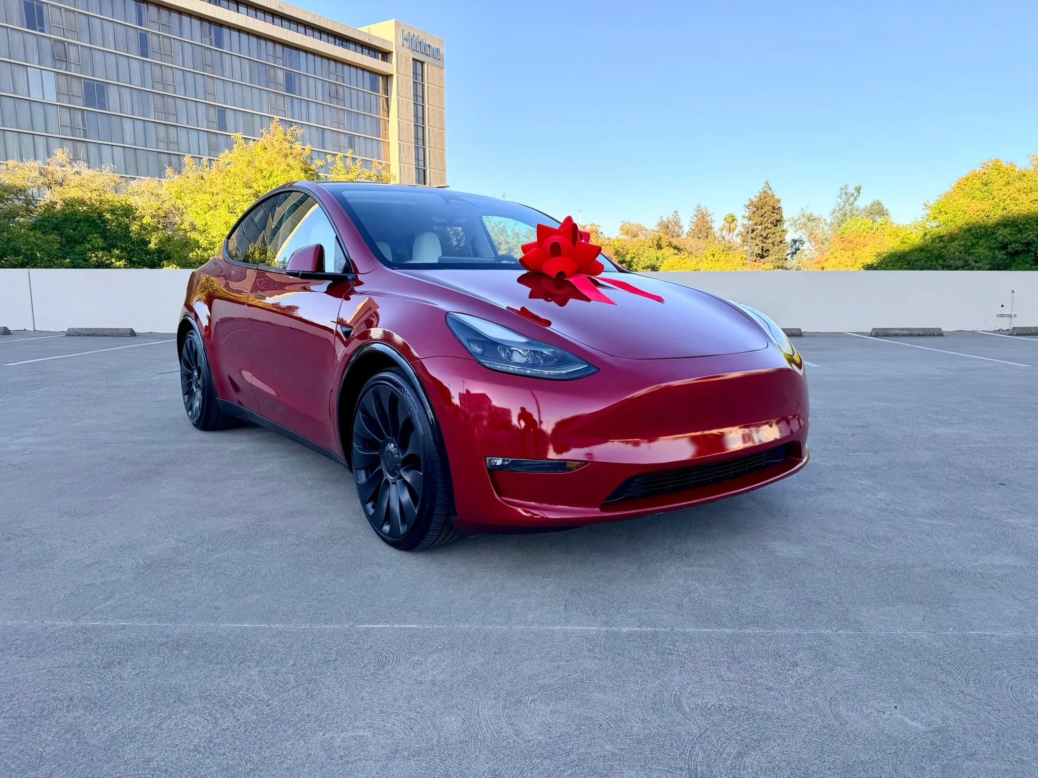 Used 2023 Tesla Model Y Long Range AWD/4WD image 5