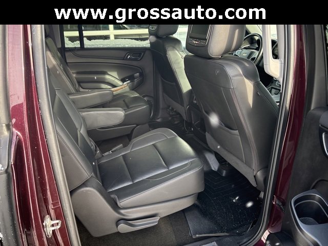 Used 2017 Chevrolet Suburban LT w/ Luxury Package image 33