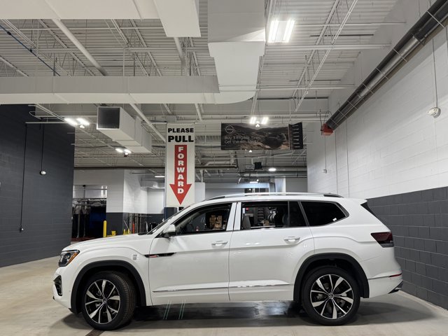 New 2026 Volkswagen Atlas SEL Premium R-Line image 36