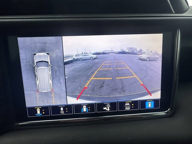 Used 2021 GMC Yukon Denali w/ Denali Premium Package image 27