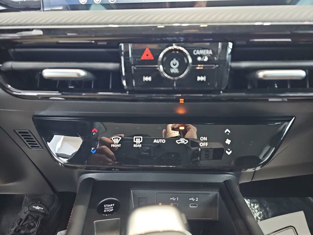 New 2026 Nissan Kicks SR FWD image 27