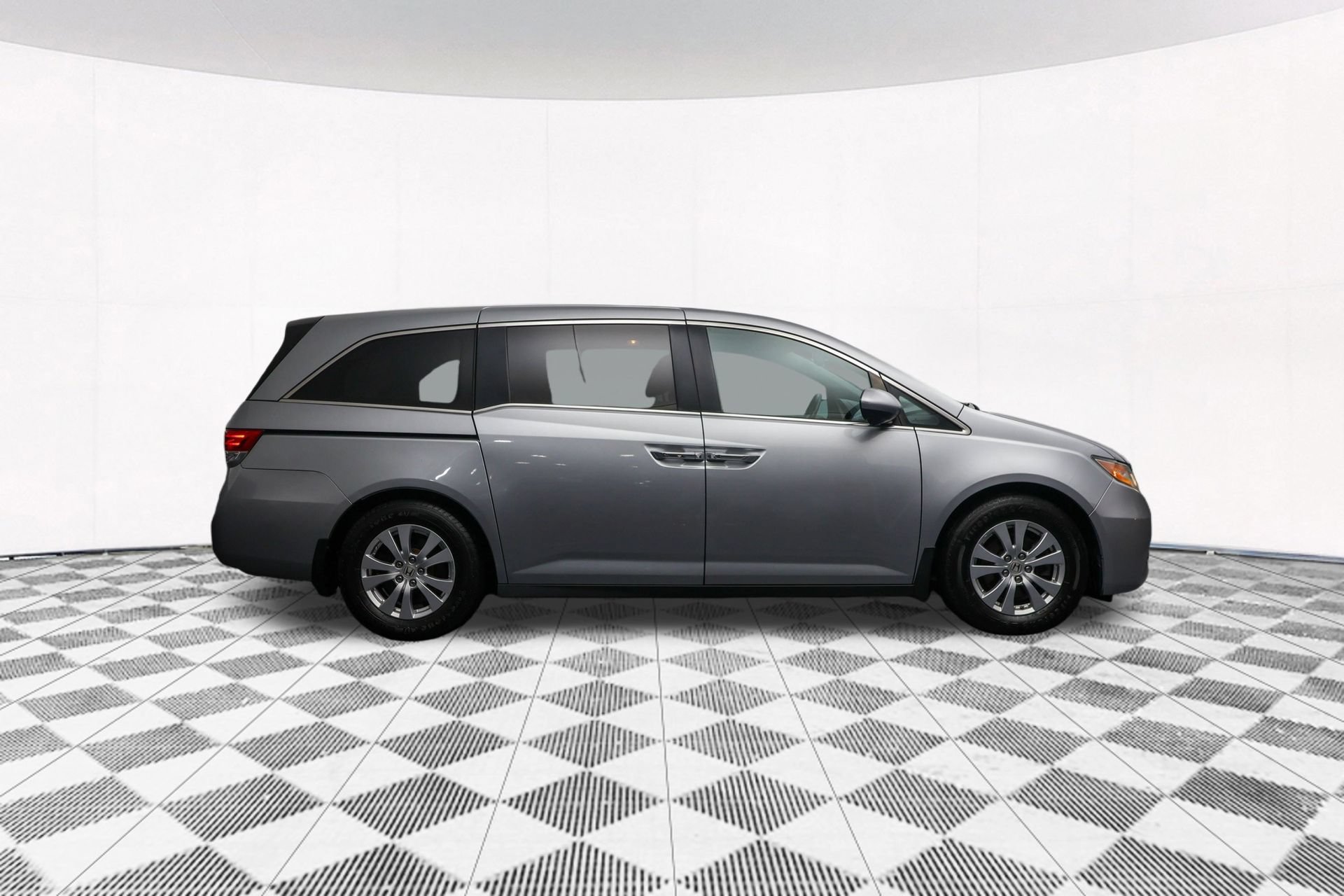 Used 2016 Honda Odyssey EX-L image 43