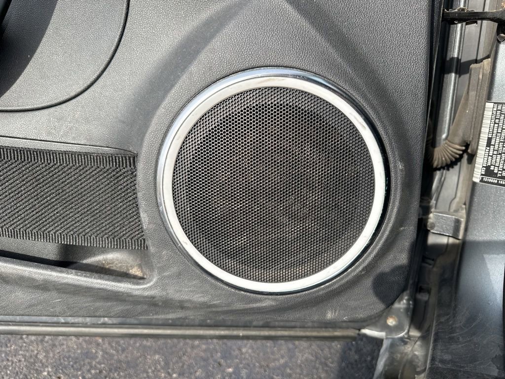 Used 2012 Volkswagen Beetle 2.5 image 18