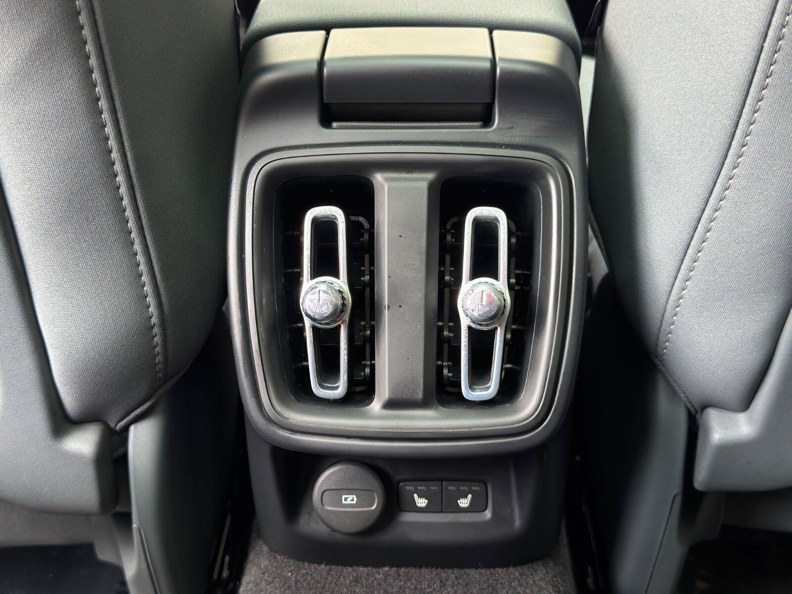 Used 2021 Polestar Polestar 2 AWD/4WD image 31