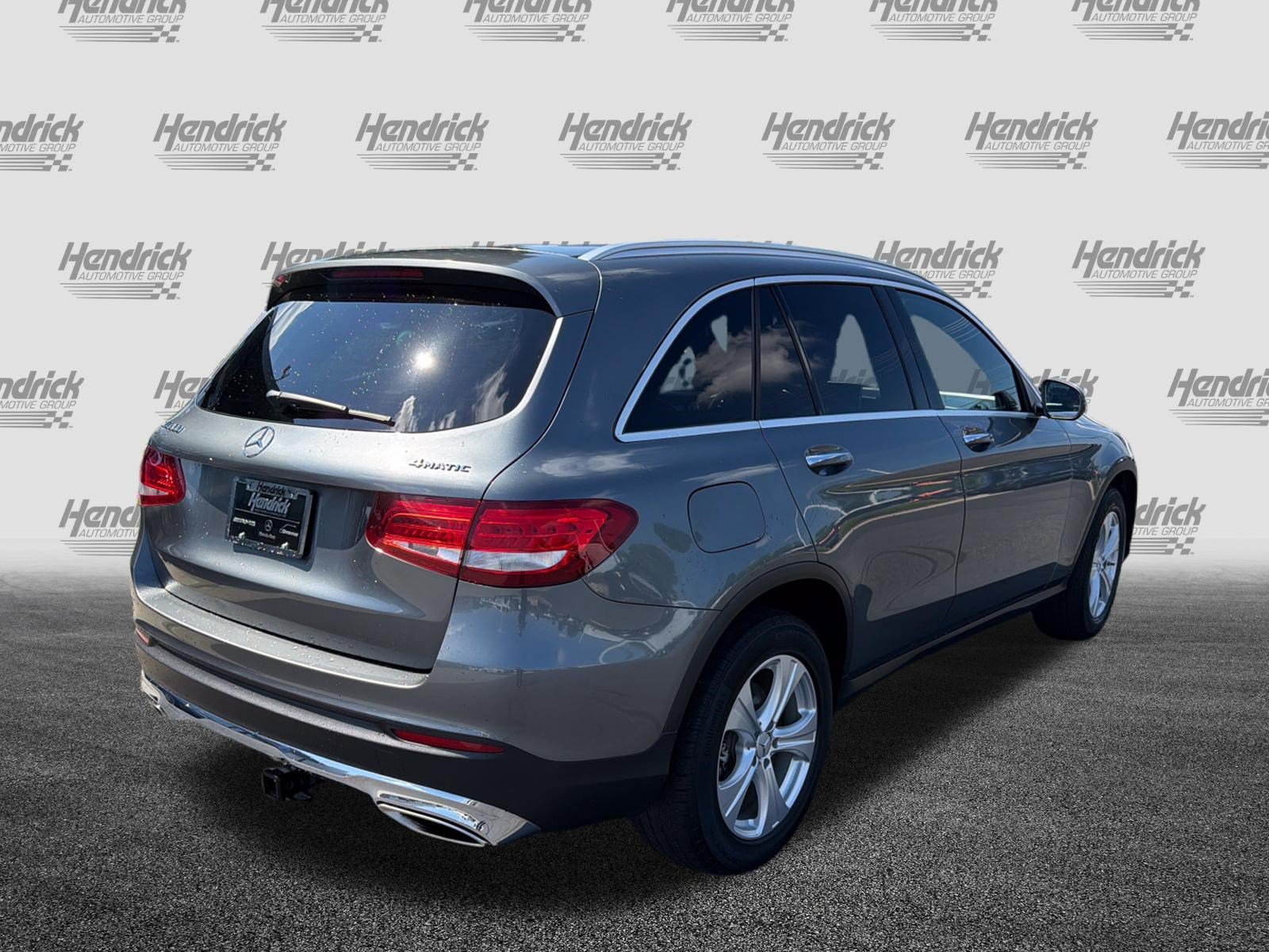 Used 2018 Mercedes-Benz GLC 300 4MATIC image 10