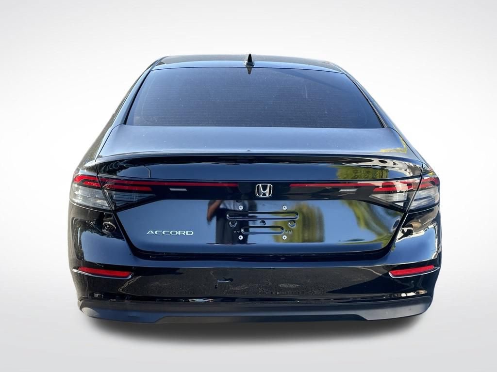 Used 2025 Honda Accord LX image 4