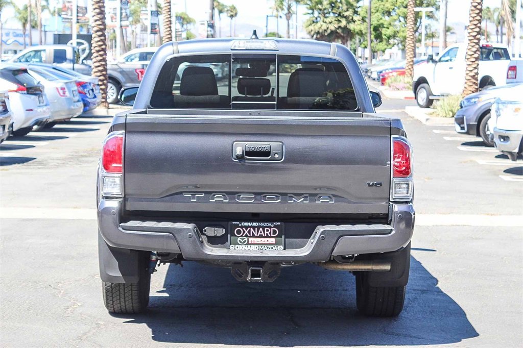 Used 2022 Toyota Tacoma TRD Sport w/ Technology Package image 5